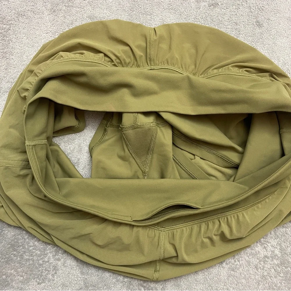 Lululemon Nulu and Mesh High Rise Yogo Shorts 3.5